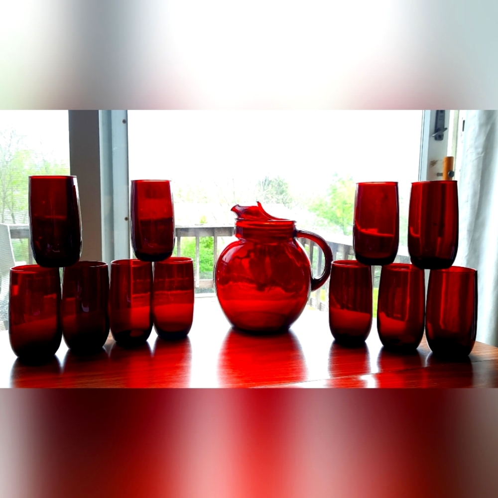 Vintage Anchor Hocking Royal Ruby Ice Lip Pitcher & (11) Glasses